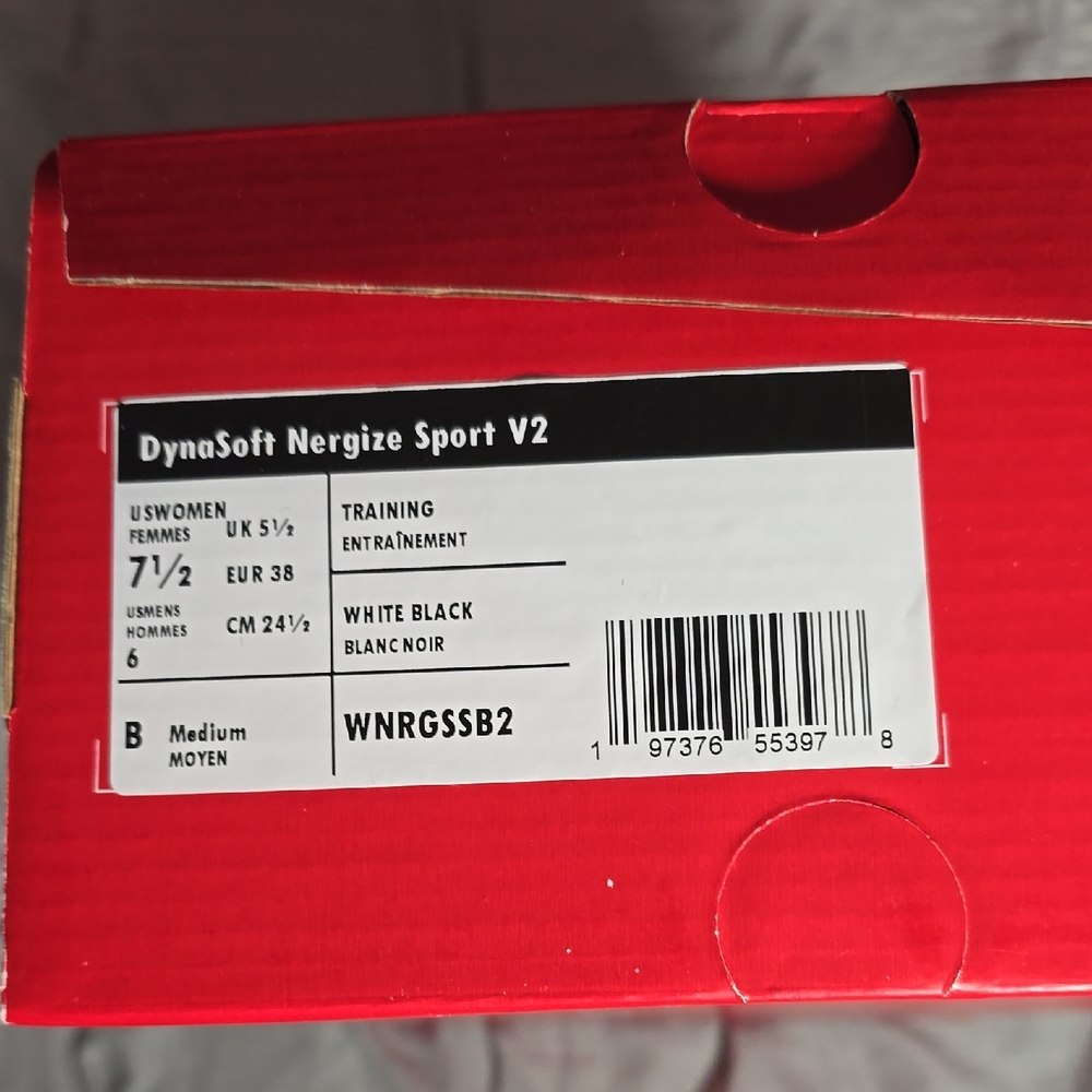New Balance White Women's Sneakers - Picture 2 of 7